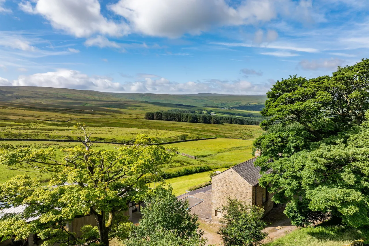 Lythe Fell Road, Lowgill, LA2, photo 34