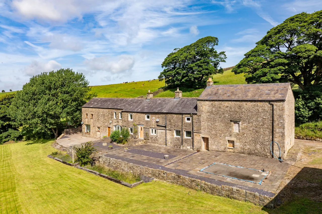 Lythe Fell Road, Lowgill, LA2, photo 31