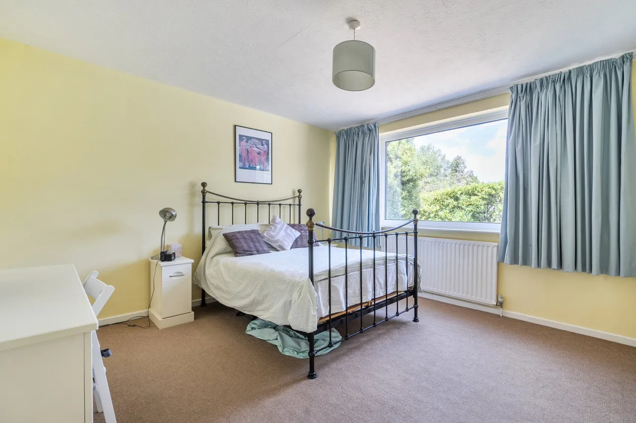 Meadowcroft, BR1, photo 15