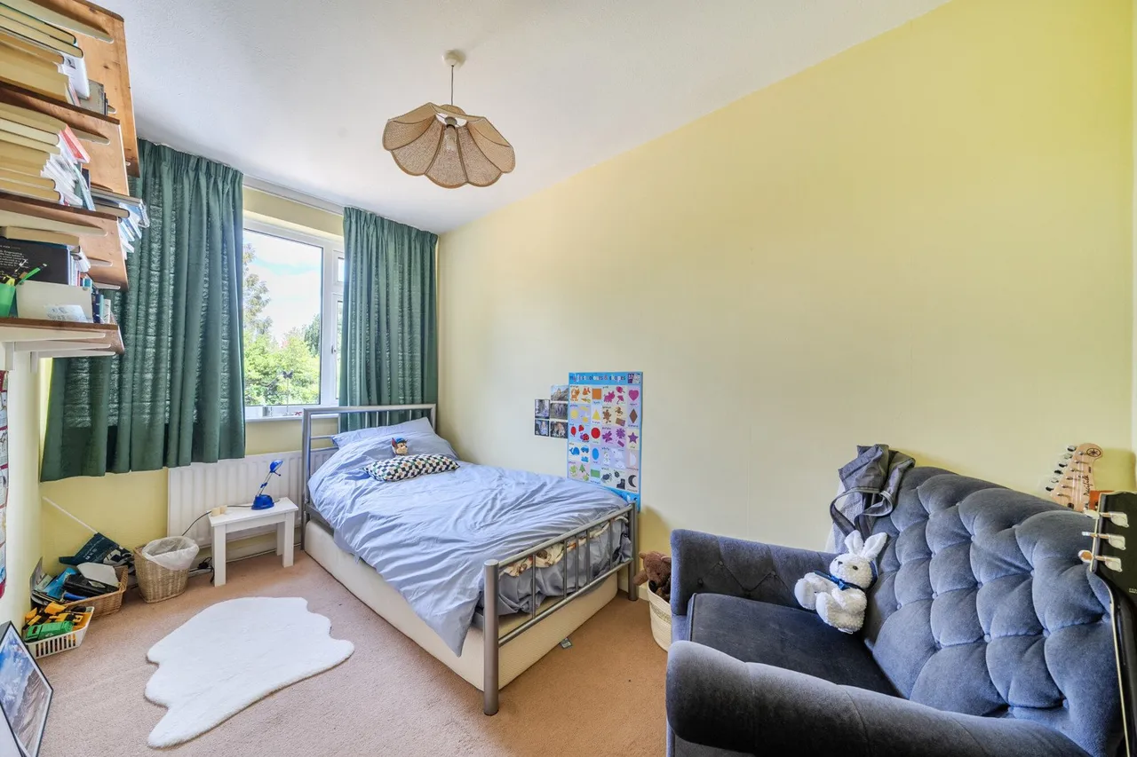 Meadowcroft, BR1, photo 13