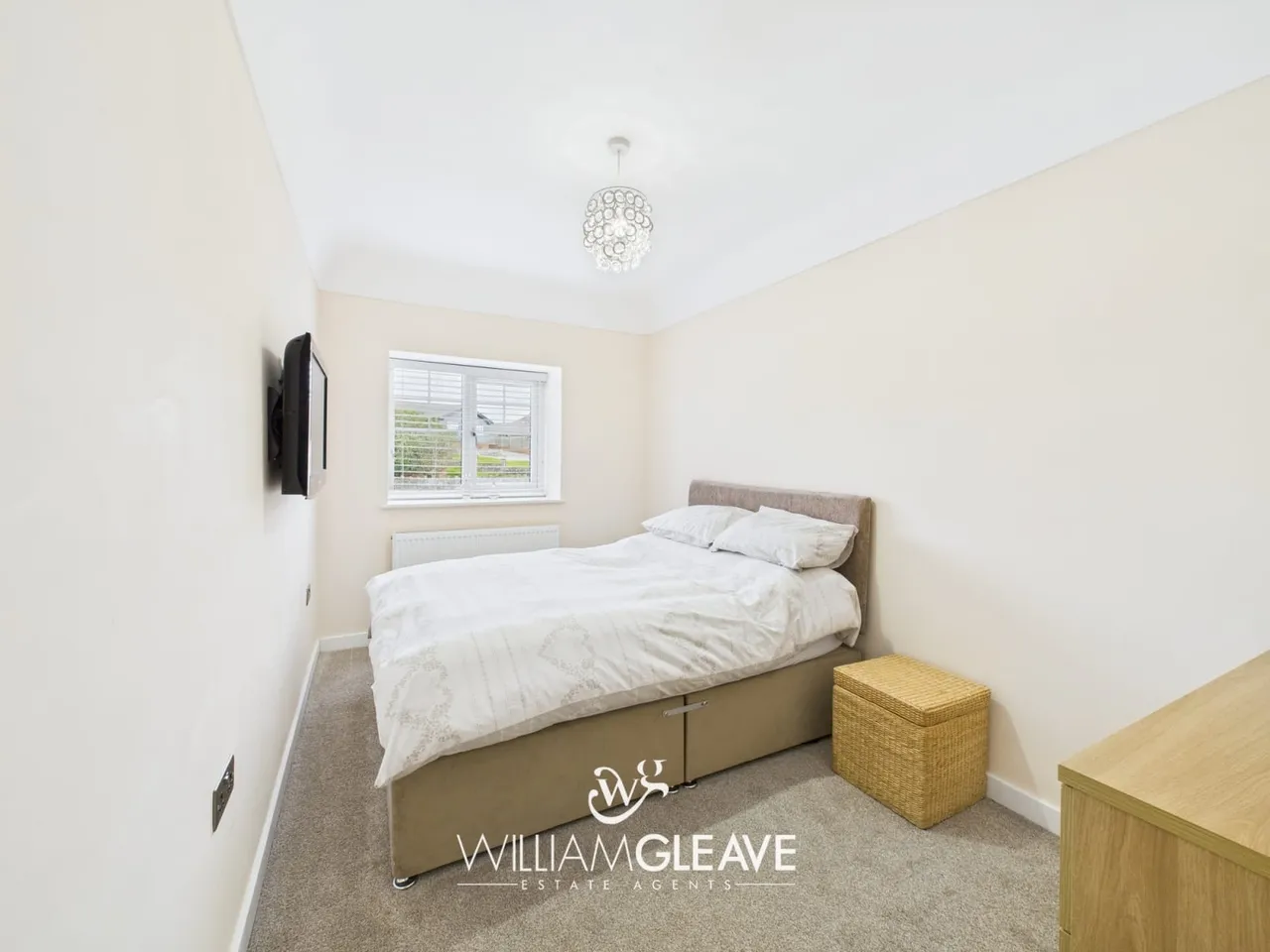 Brynford, Holywell, Flintshire, CH8 8AD, photo 33