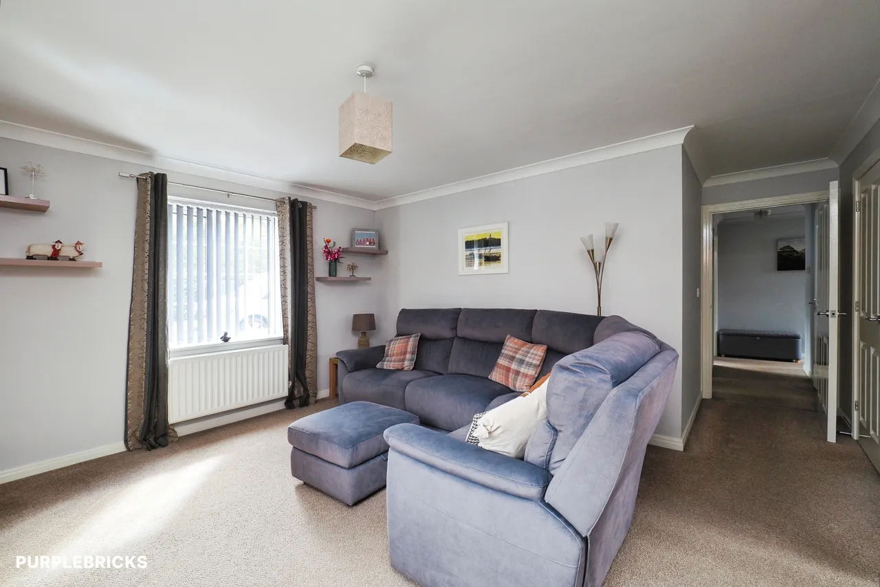 Caudale Court, Gamston, NG2, photo 4