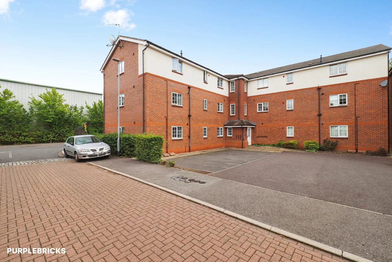 Caudale Court, Gamston, NG2, photo 2