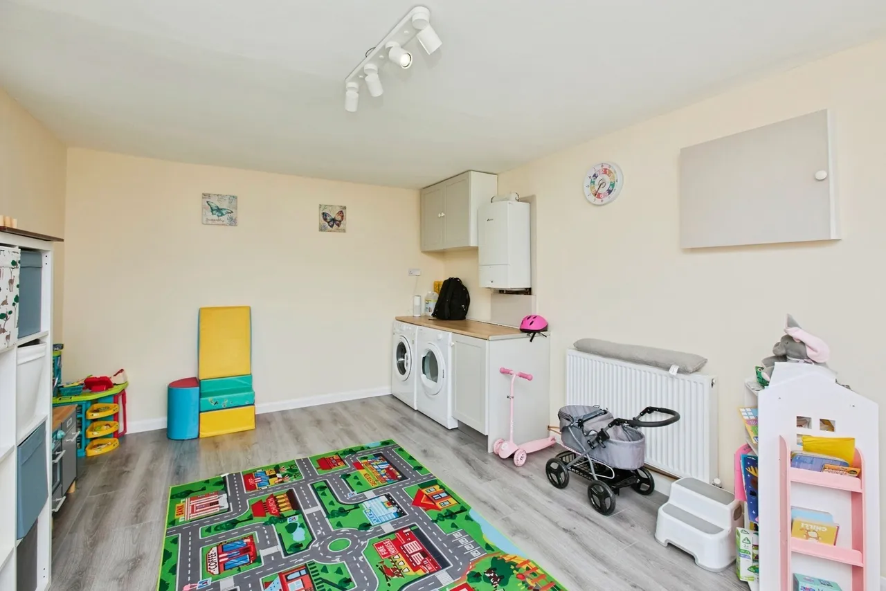 Denton Road, Burton-on-Trent, DE13, photo 8