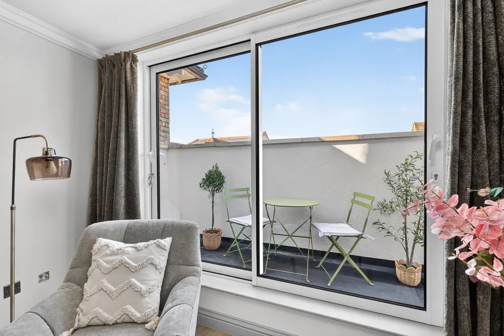 Guildford Street, Chertsey KT16 9AH, photo 12