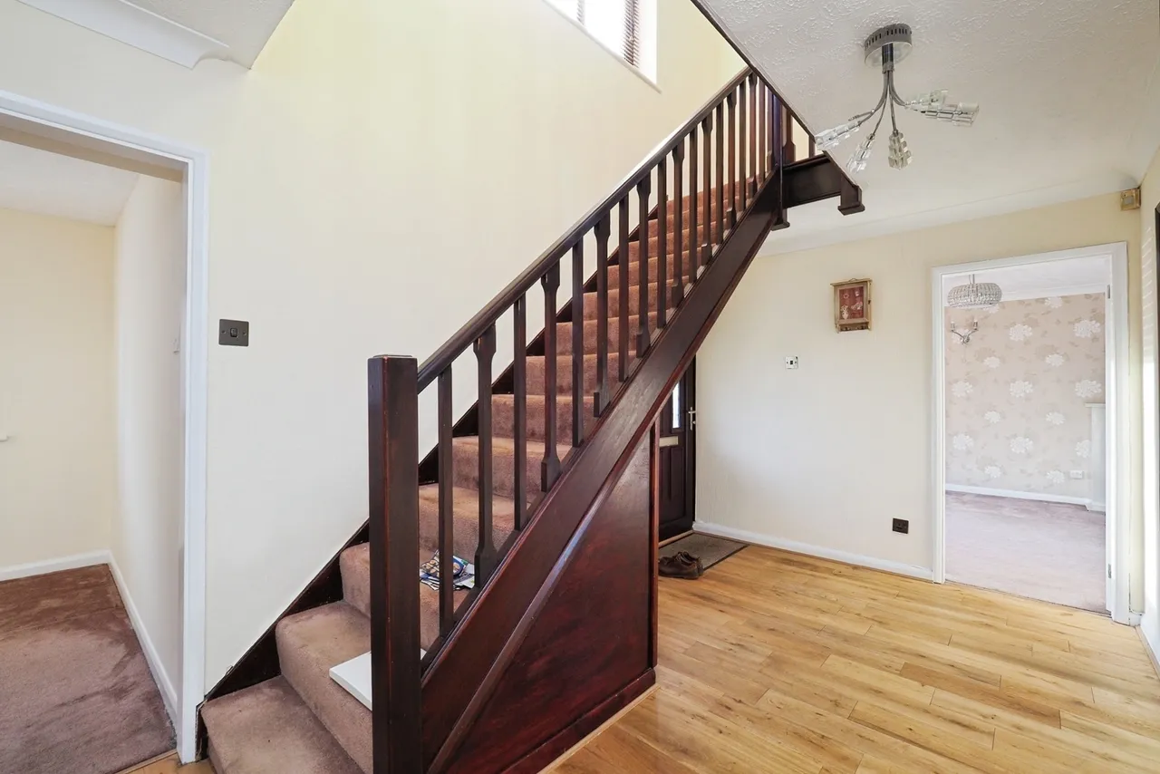 Charlbury Court, Bramcote, Nottingham, NG9, photo 13