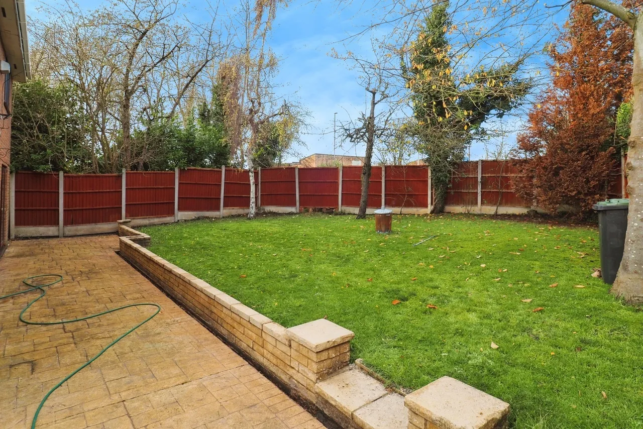 Charlbury Court, Bramcote, Nottingham, NG9, photo 23