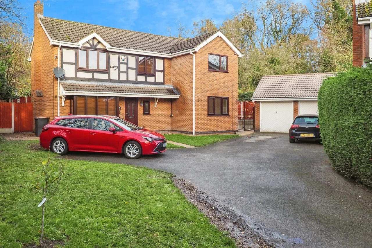 4 bed house for sale — Charlbury Court, Bramcote, Nottingham, NG9