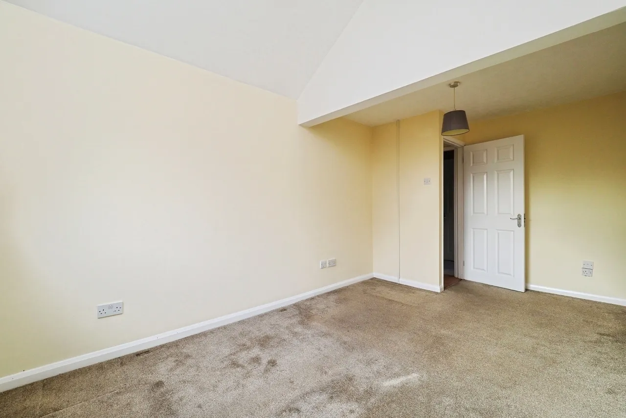 Charlbury Court, Bramcote, Nottingham, NG9, photo 22