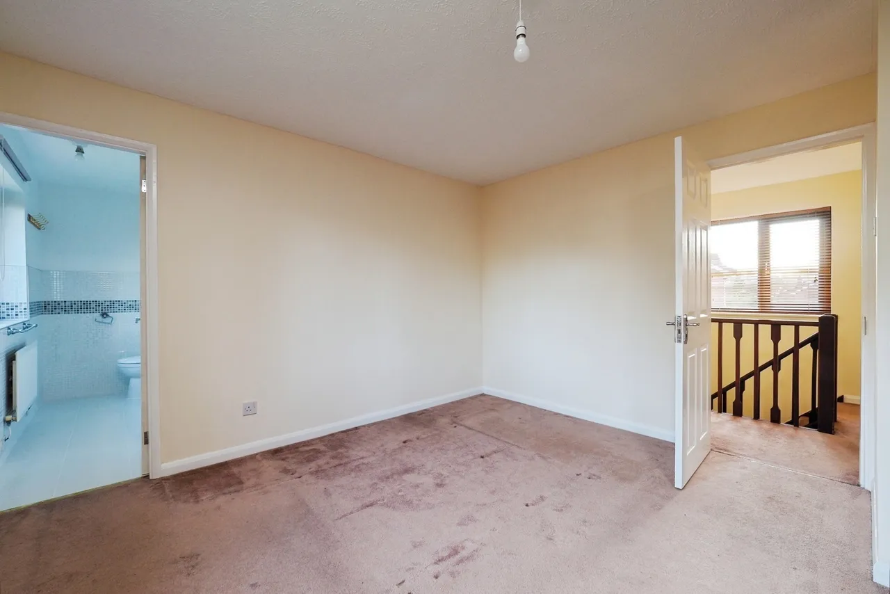 Charlbury Court, Bramcote, Nottingham, NG9, photo 15