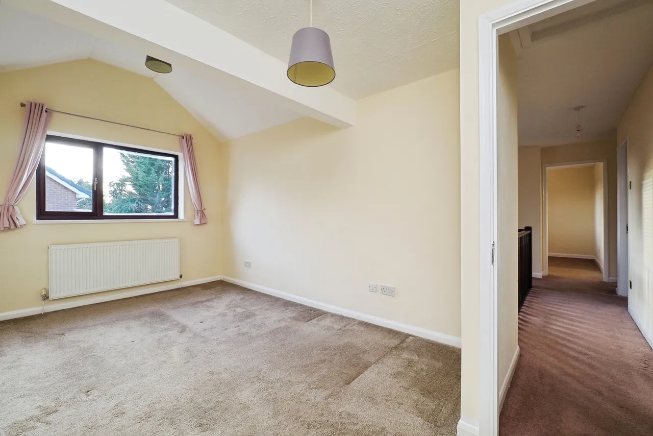 Charlbury Court, Bramcote, Nottingham, NG9, photo 21