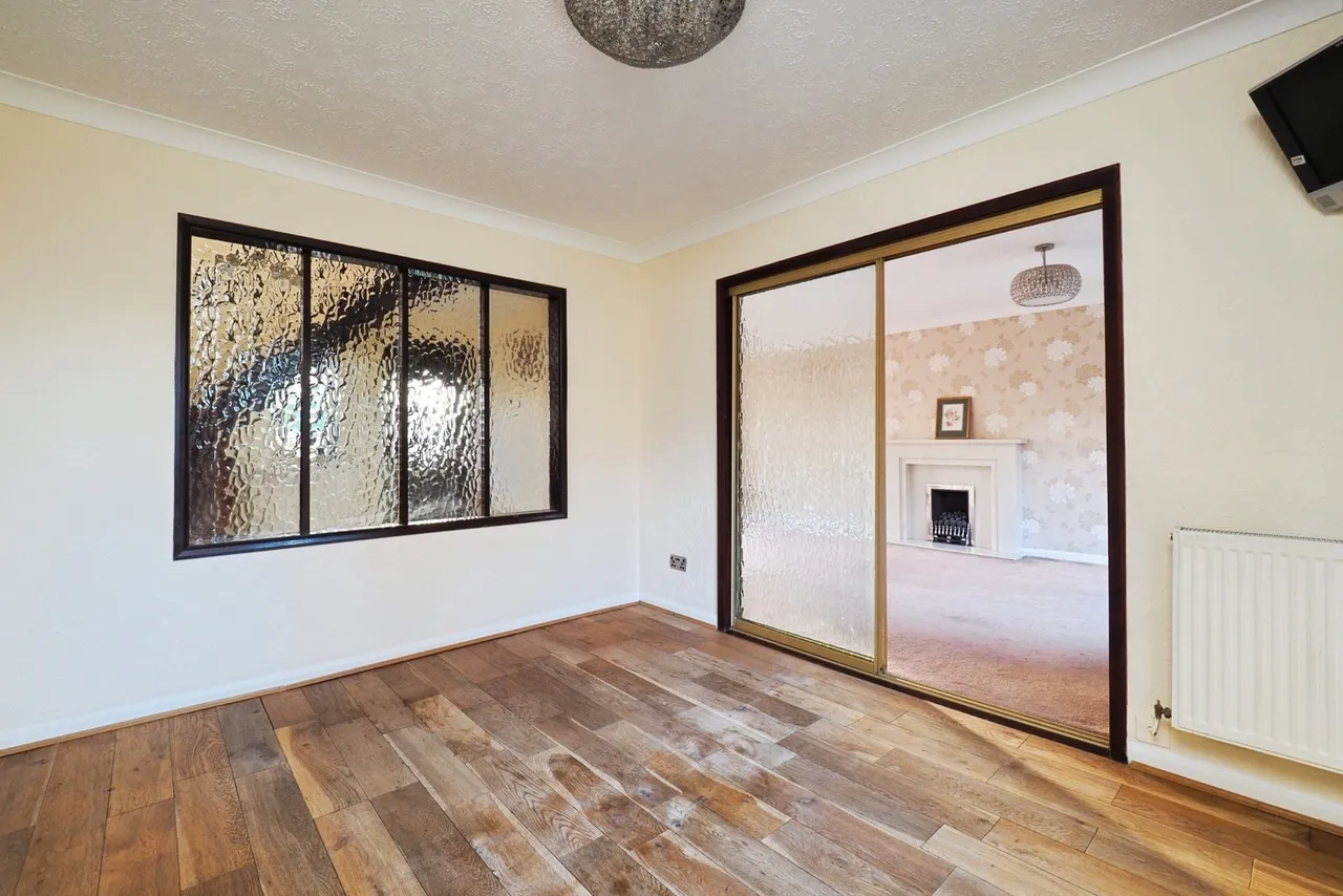 Charlbury Court, Bramcote, Nottingham, NG9, photo 11