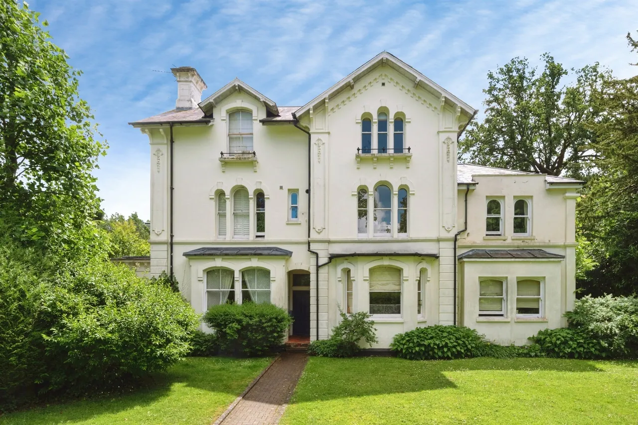 2 bed flat for sale — Broadwater Down, Tunbridge Wells