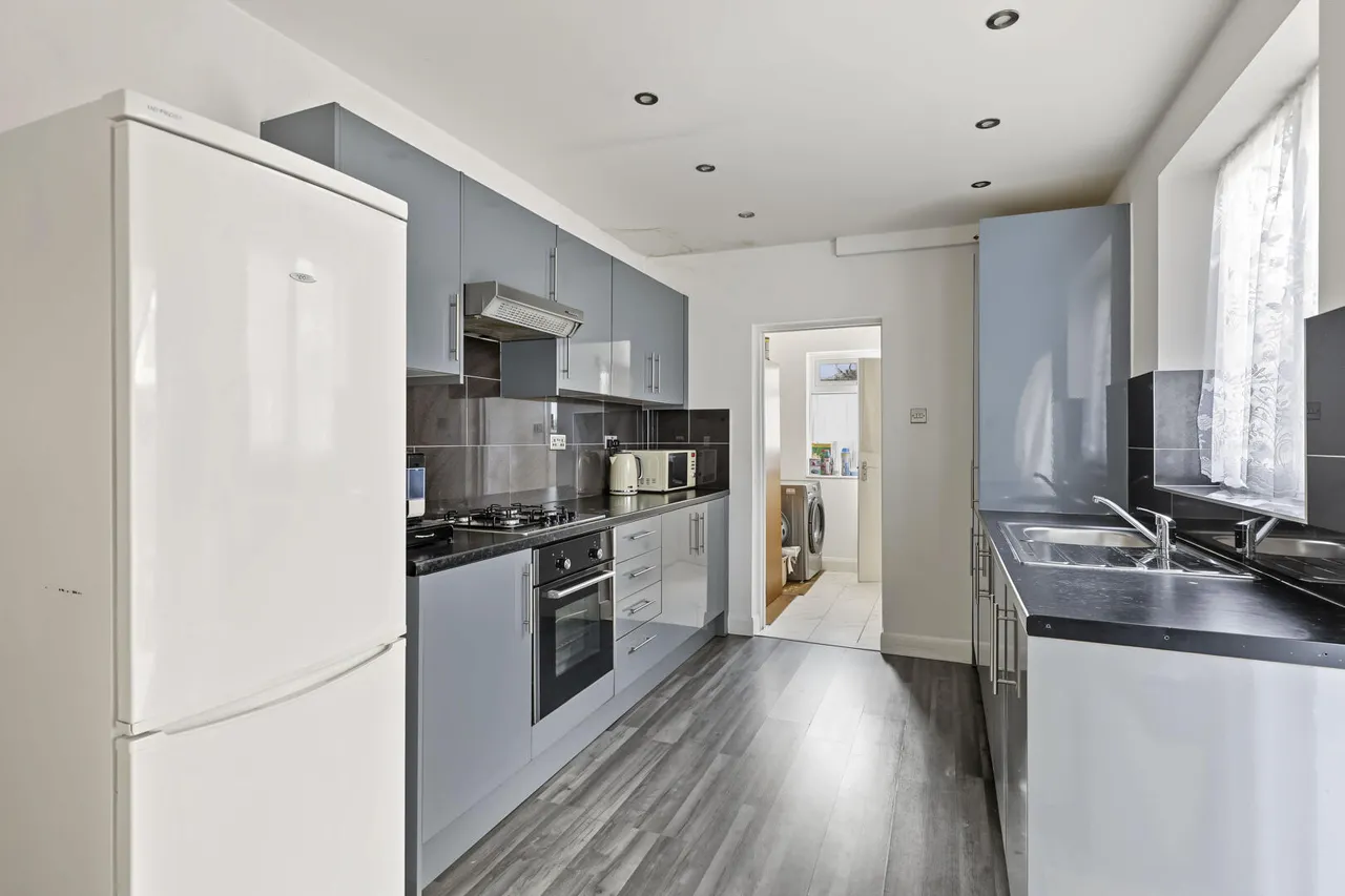 Mandeville Road, Enfield, EN3, photo 6
