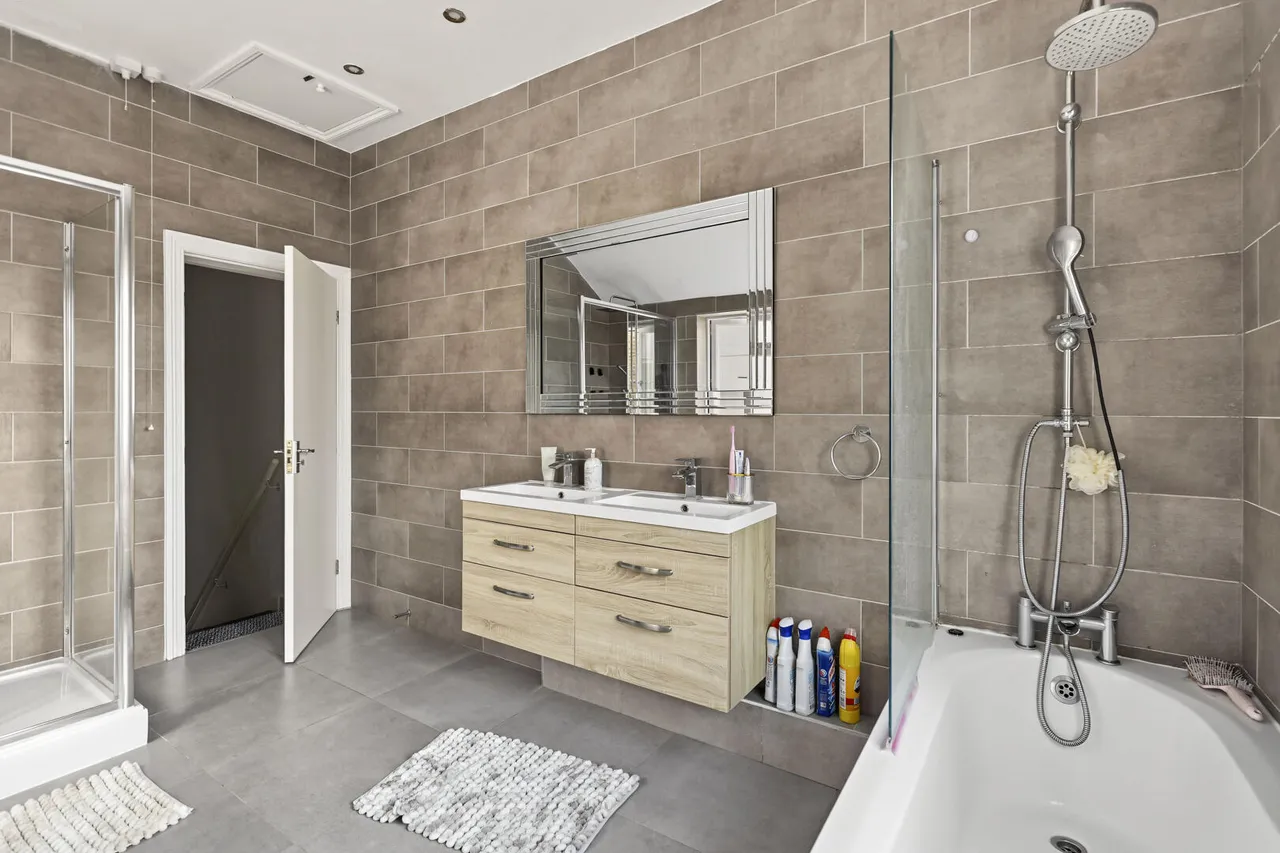 Mandeville Road, Enfield, EN3, photo 8