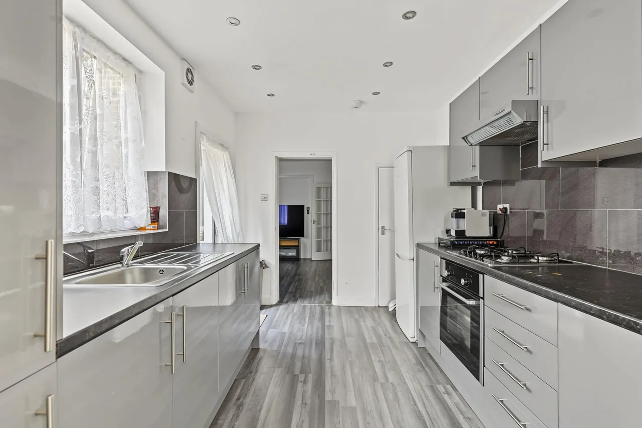 Mandeville Road, Enfield, EN3, photo 4