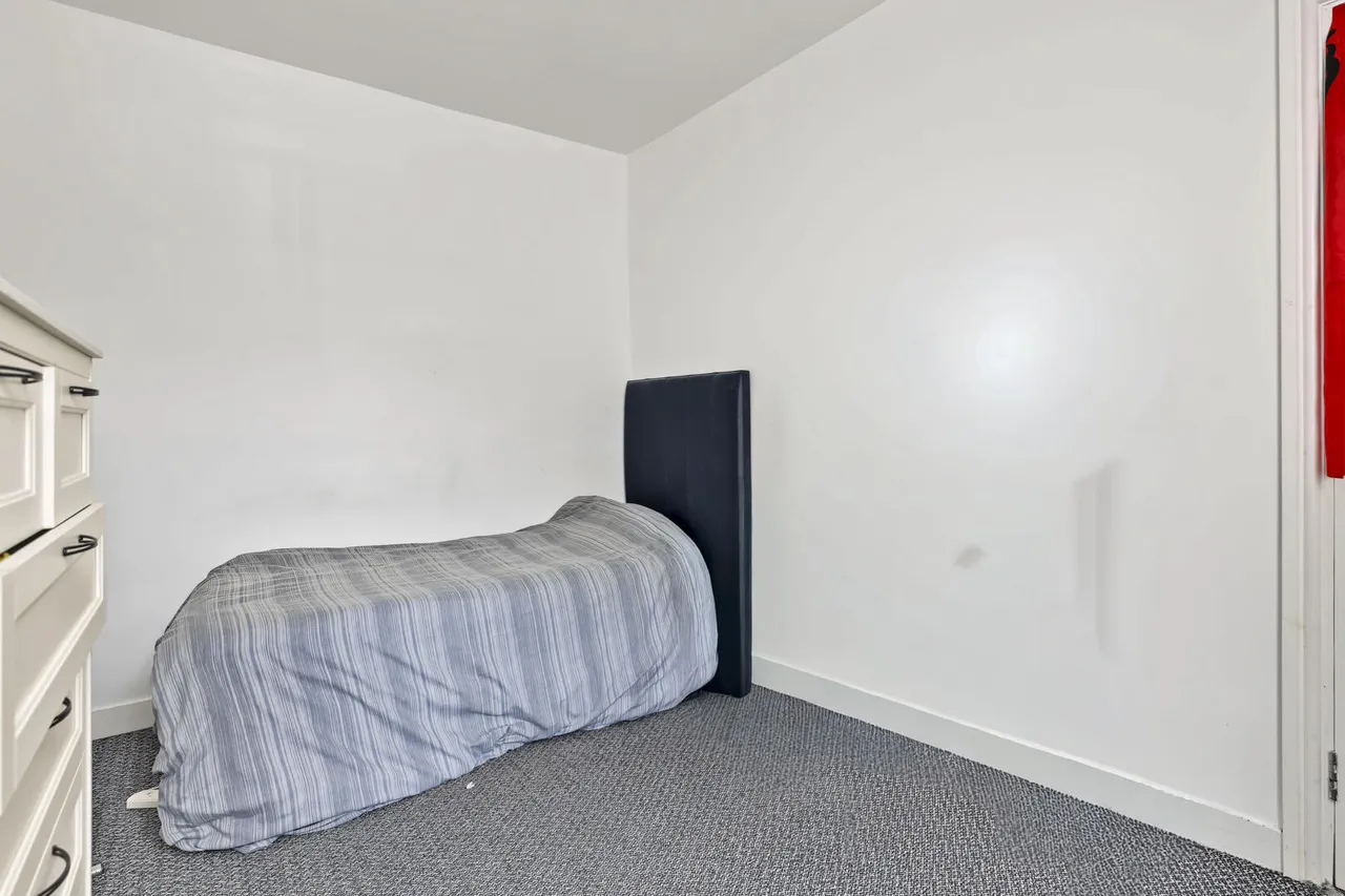 Mandeville Road, Enfield, EN3, photo 24
