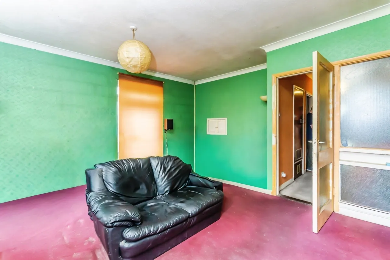 Town End, Caterham, Surrey, CR3, photo 5