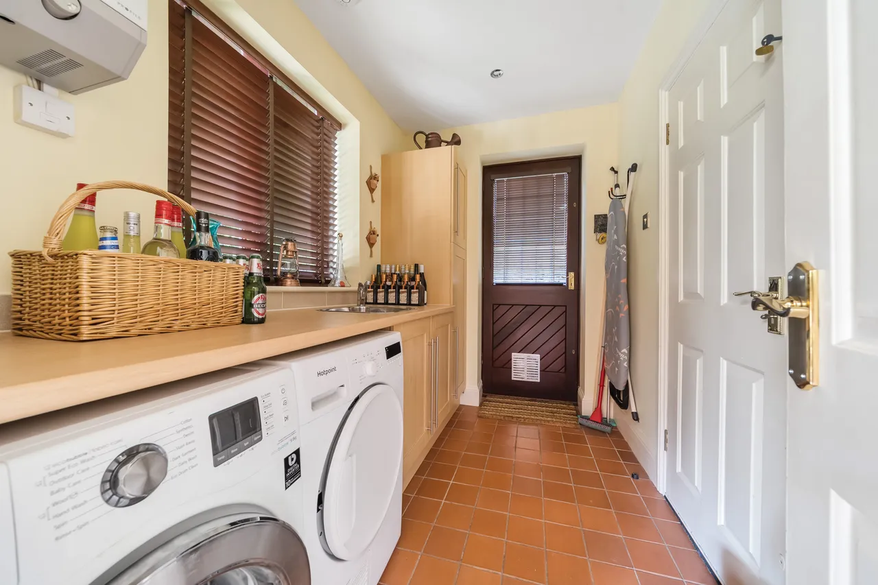 Cleeve Court, Bristol, BS16, photo 11