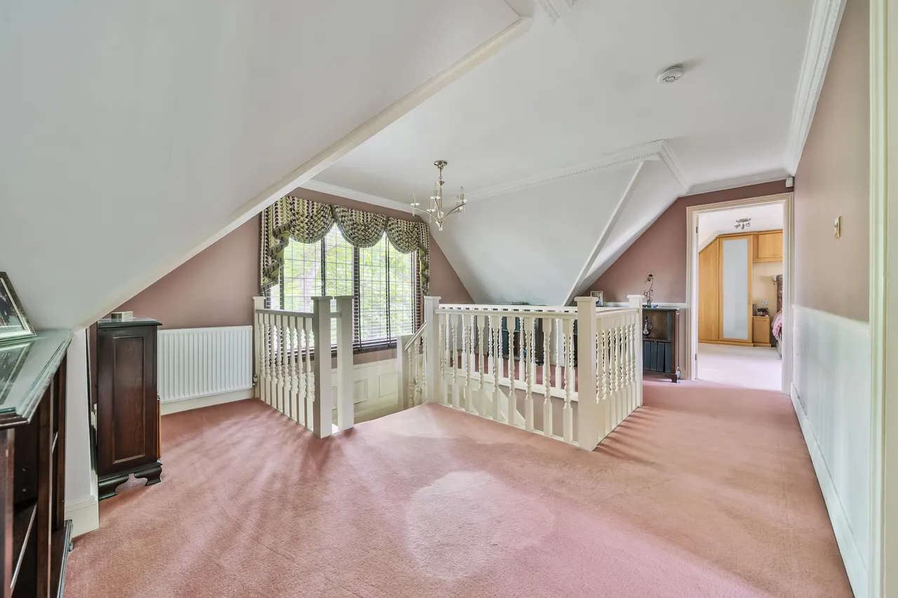 Cleeve Court, Bristol, BS16, photo 17