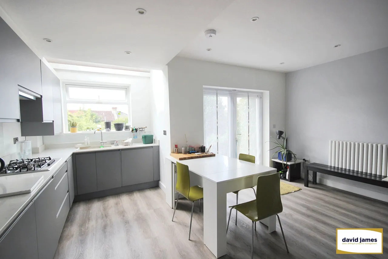 Beauchamp Road, London, photo 9