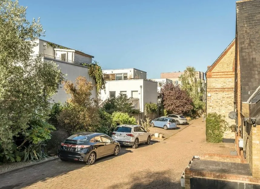 Rush Common Mews, Brixton, SW2, photo 12