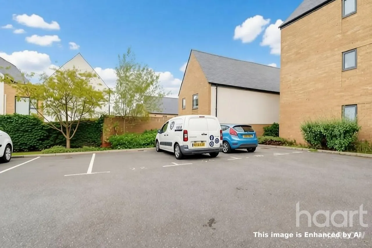 Milestone Road, Harlow, CM17, photo 8