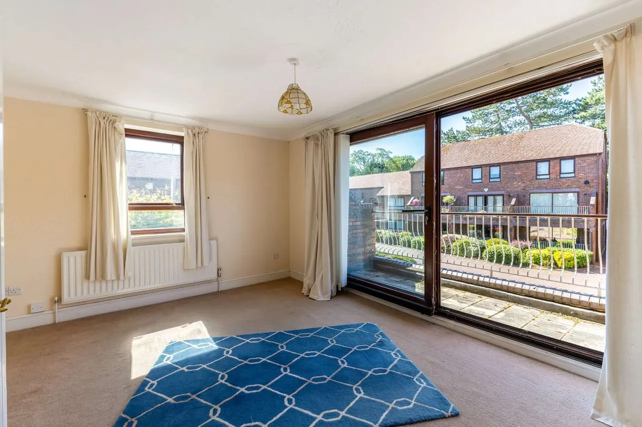 Marlow Bridge Lane, Marlow, SL7, photo 2