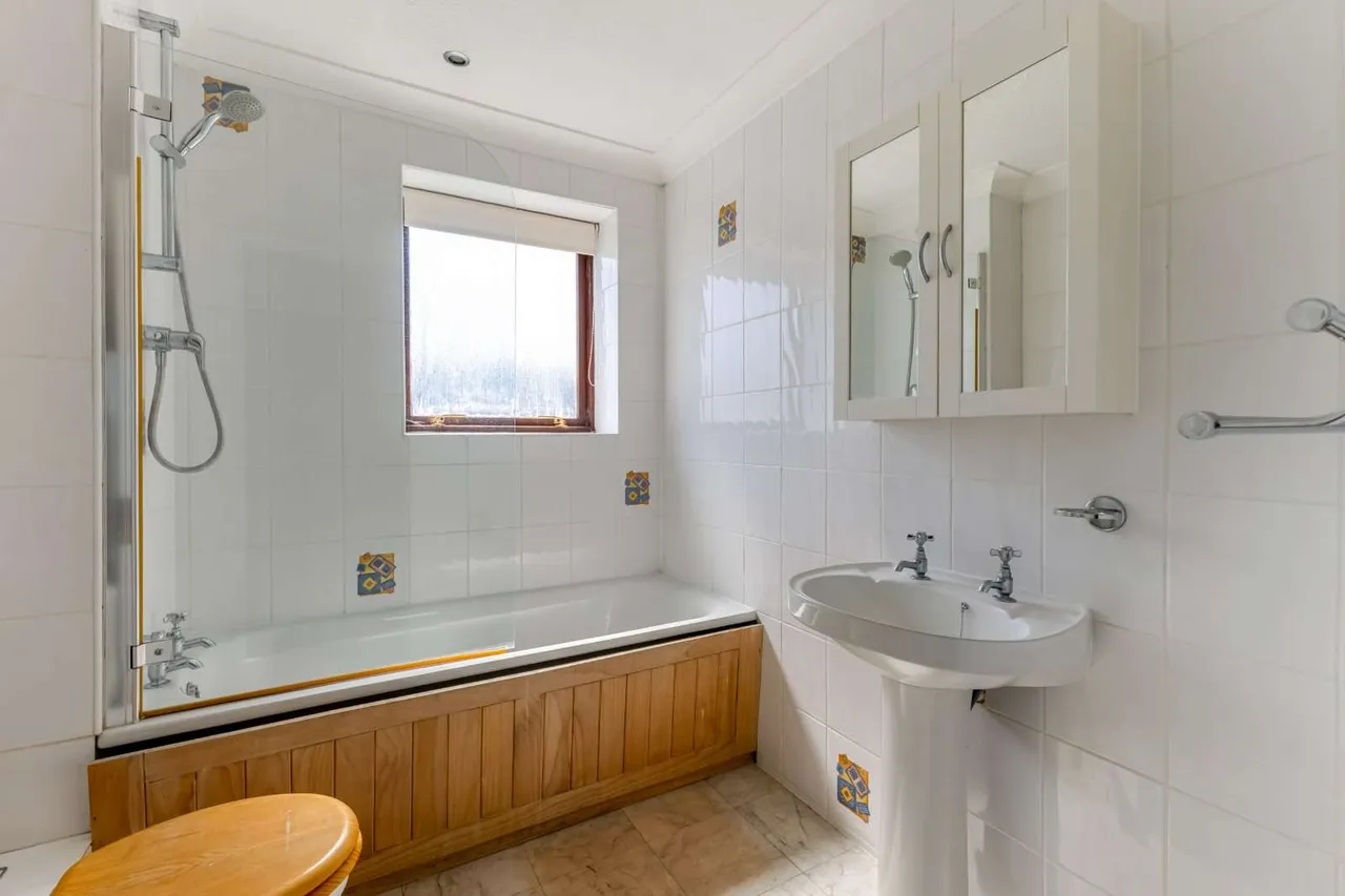 Marlow Bridge Lane, Marlow, SL7, photo 11