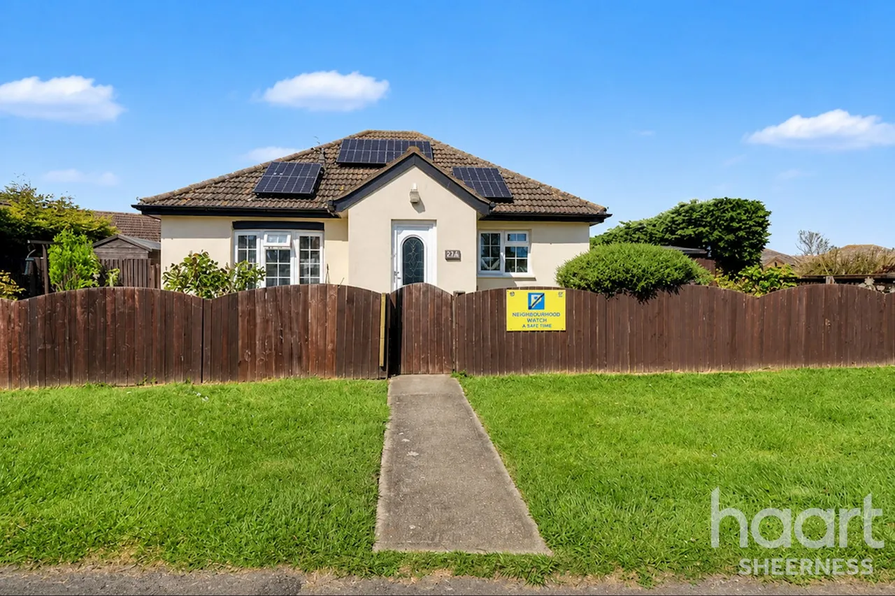 2 bed house for sale, Hazel Grove, Minster, ME12