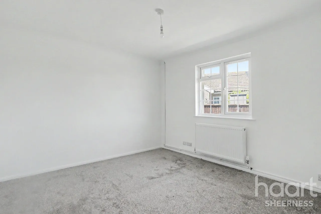 Hazel Grove, Minster, ME12, photo 5