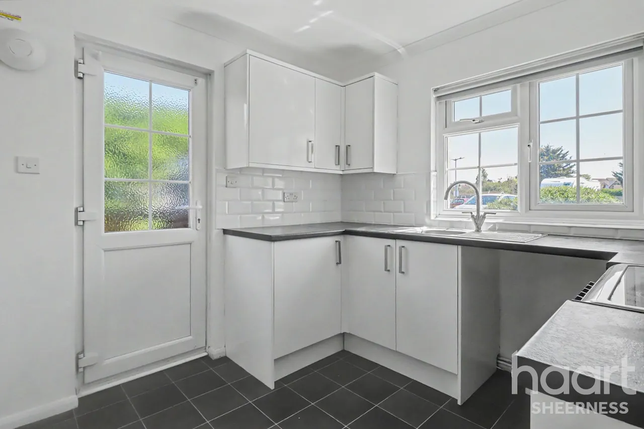 Hazel Grove, Minster, ME12, photo 2