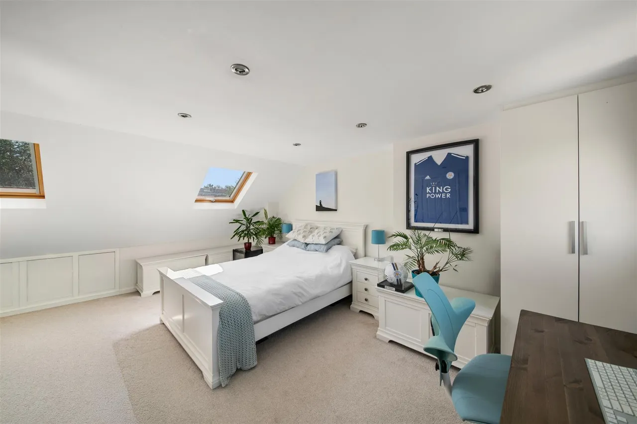 Harefield Road, Uxbridge, photo 6