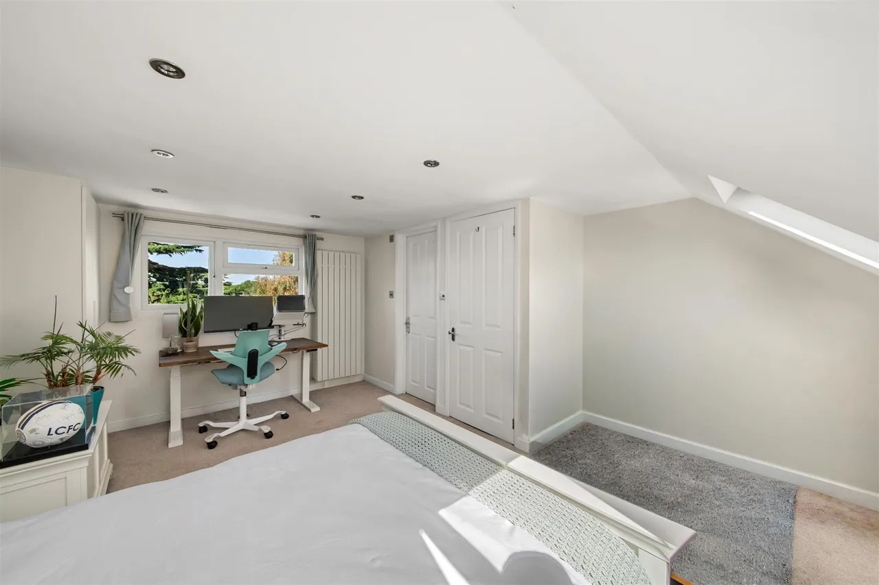 Harefield Road, Uxbridge, photo 10