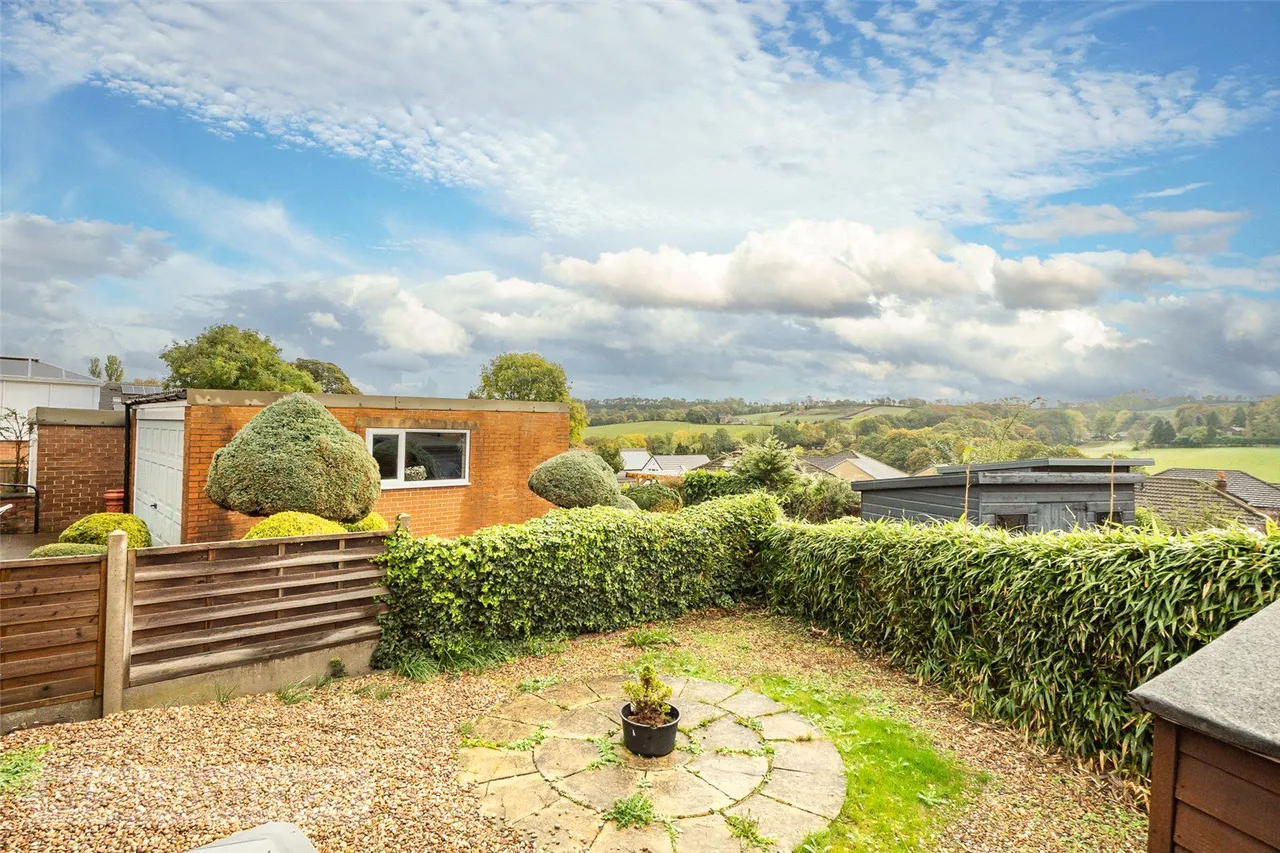 Thorpes Avenue, Denby Dale, HD8, photo 16