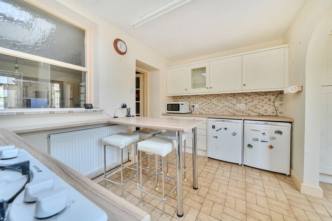 Oakfield Road, Frome, BA11, photo 10