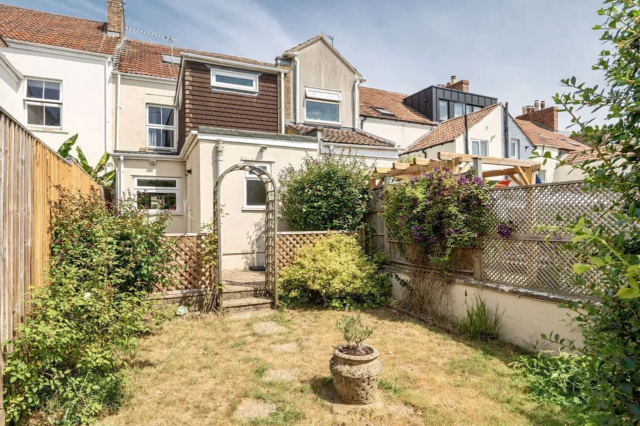 Oakfield Road, Frome, BA11, photo 14