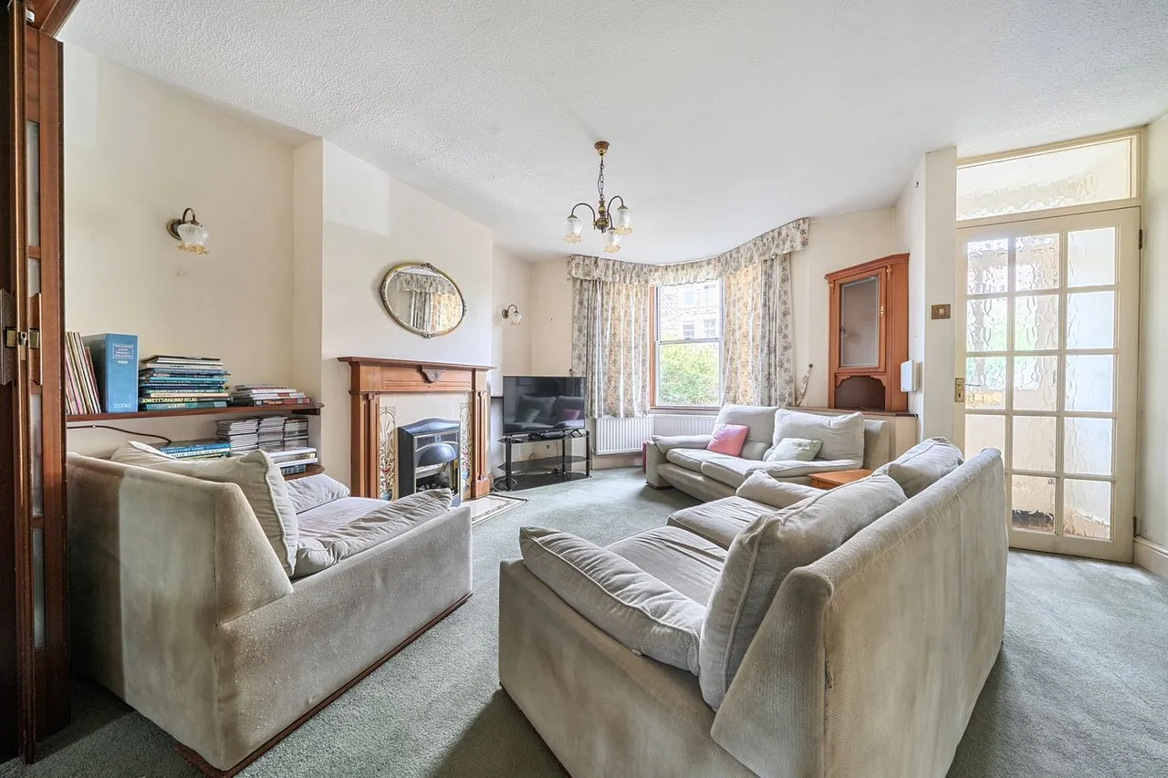 Oakfield Road, Frome, BA11, photo 4