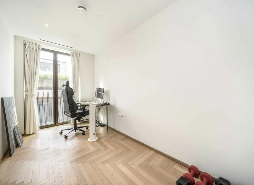 Lewis Cubitt Walk, King's Cross, N1C, photo 9