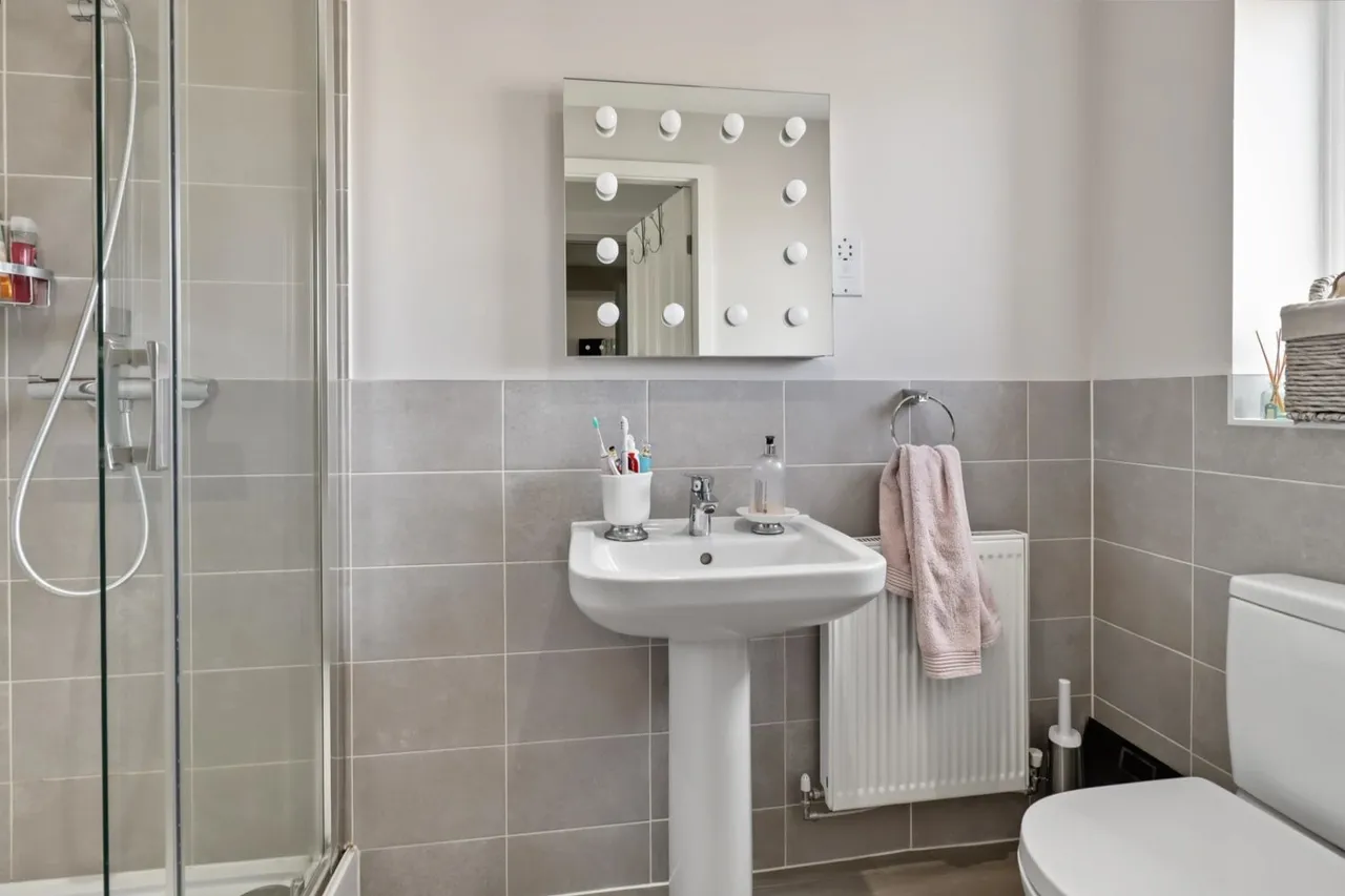 Spring Avenue, Ashby-De-La-Zouch, LE65, photo 17