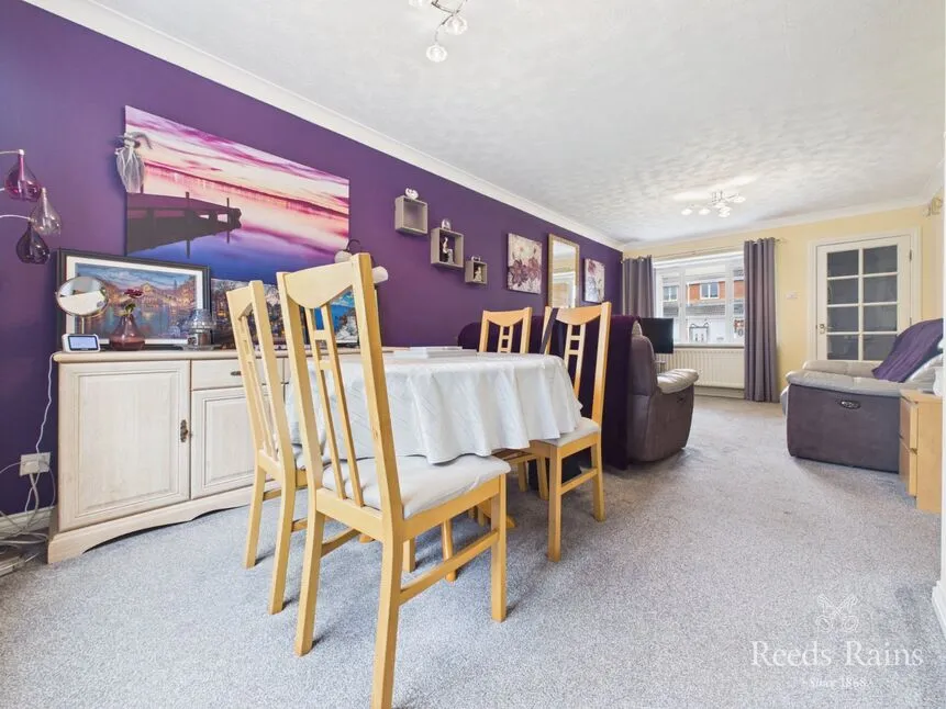 Habgood Drive, Gilesgate, Durham, DH1, photo 4