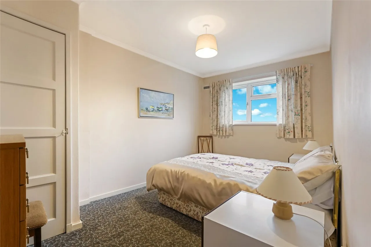 Sunnyside Drive, Blairdardie, G15, photo 10