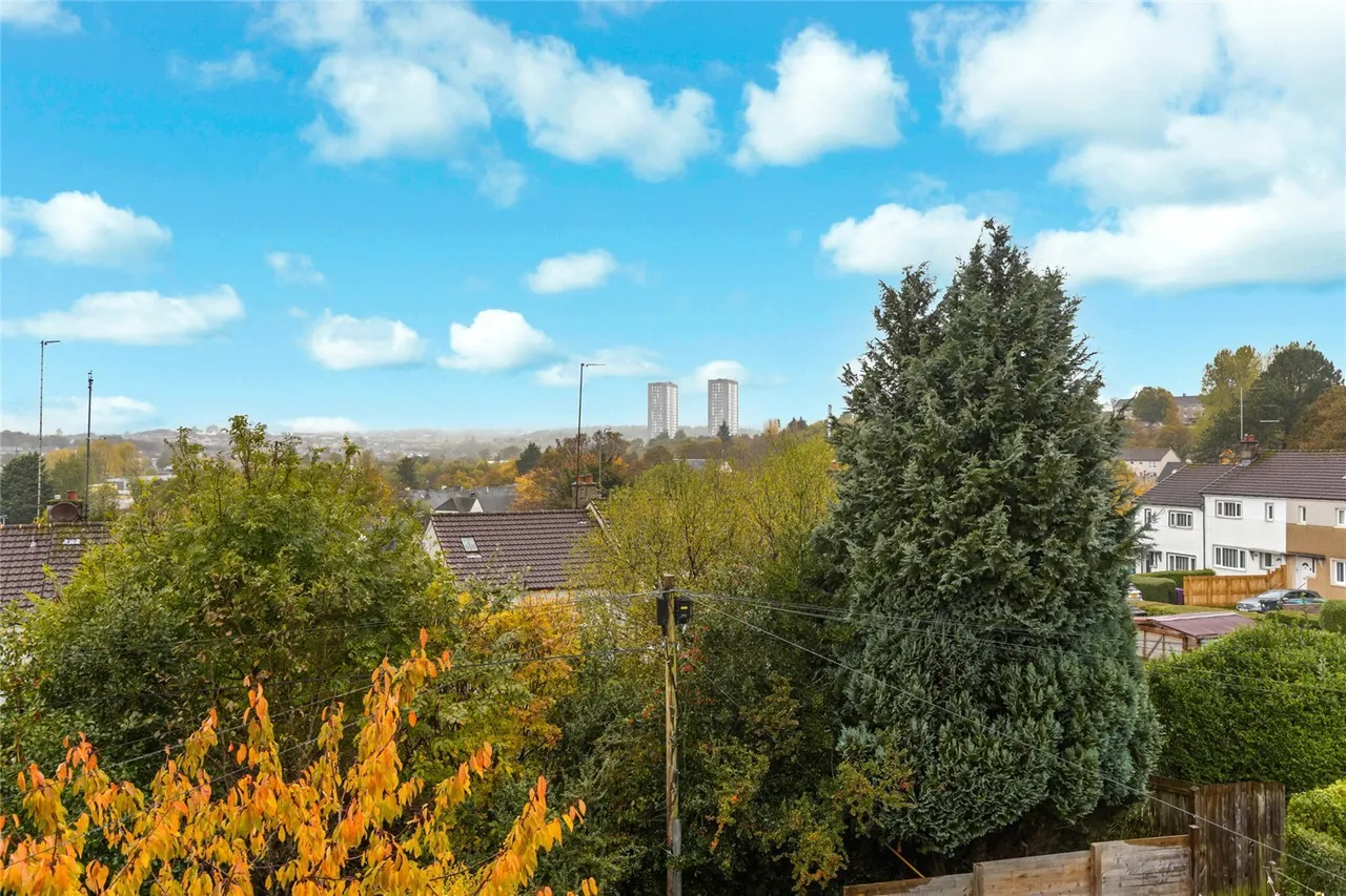 Sunnyside Drive, Blairdardie, G15, photo 18