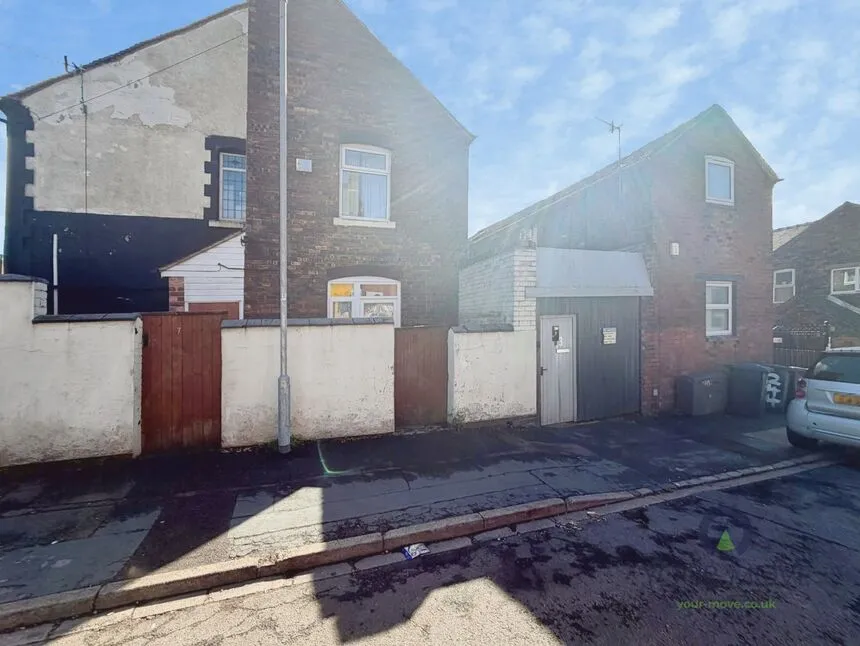Bishop Street, Stoke-on-Trent, ST4, photo 2
