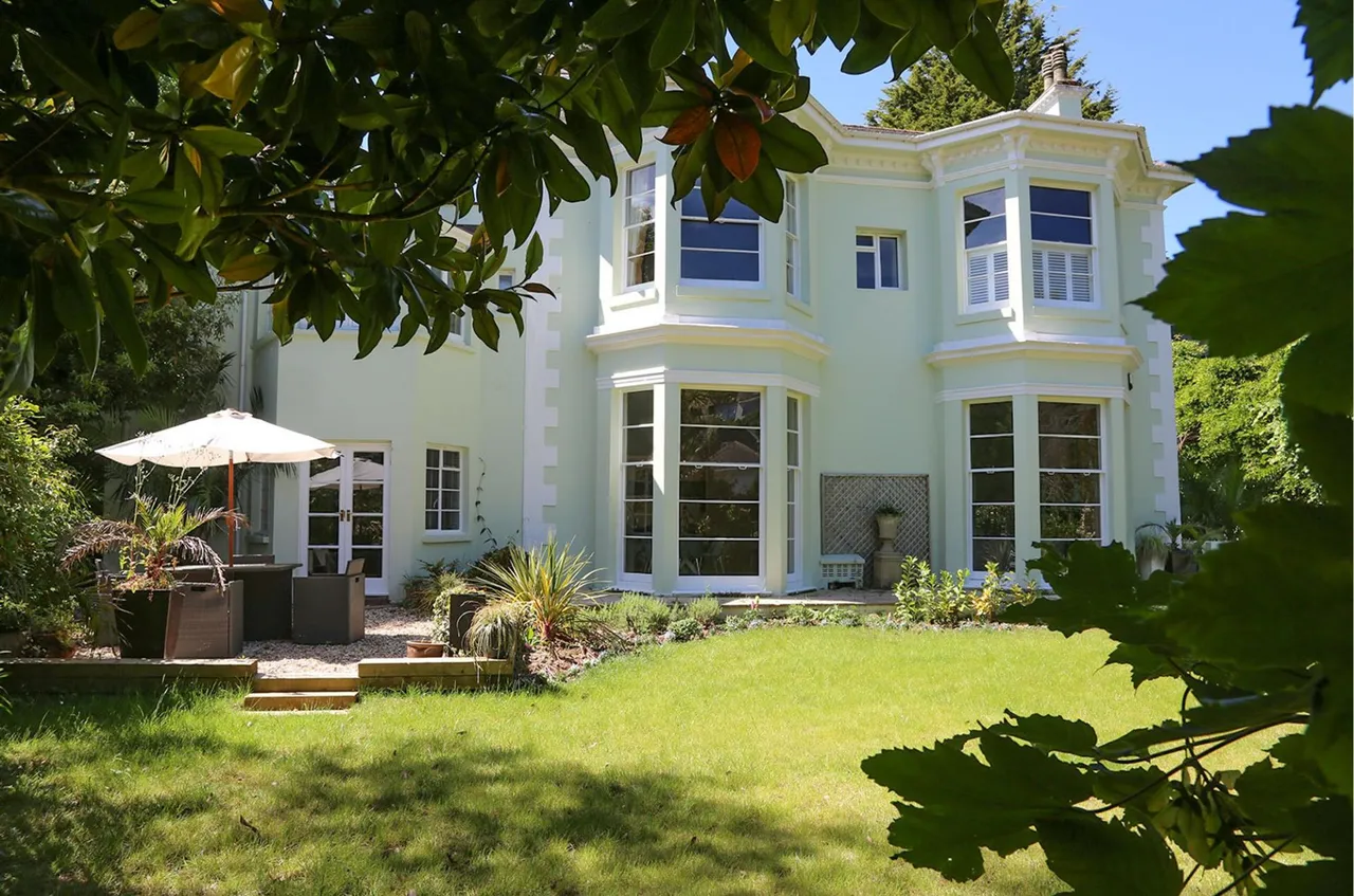5 bed house for sale, Meadfoot Sea Road, Torquay, TQ1
