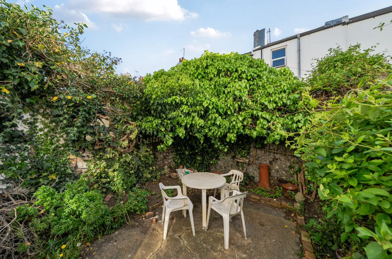 St. Mary Magdalene Street, Brighton, BN2, photo 13