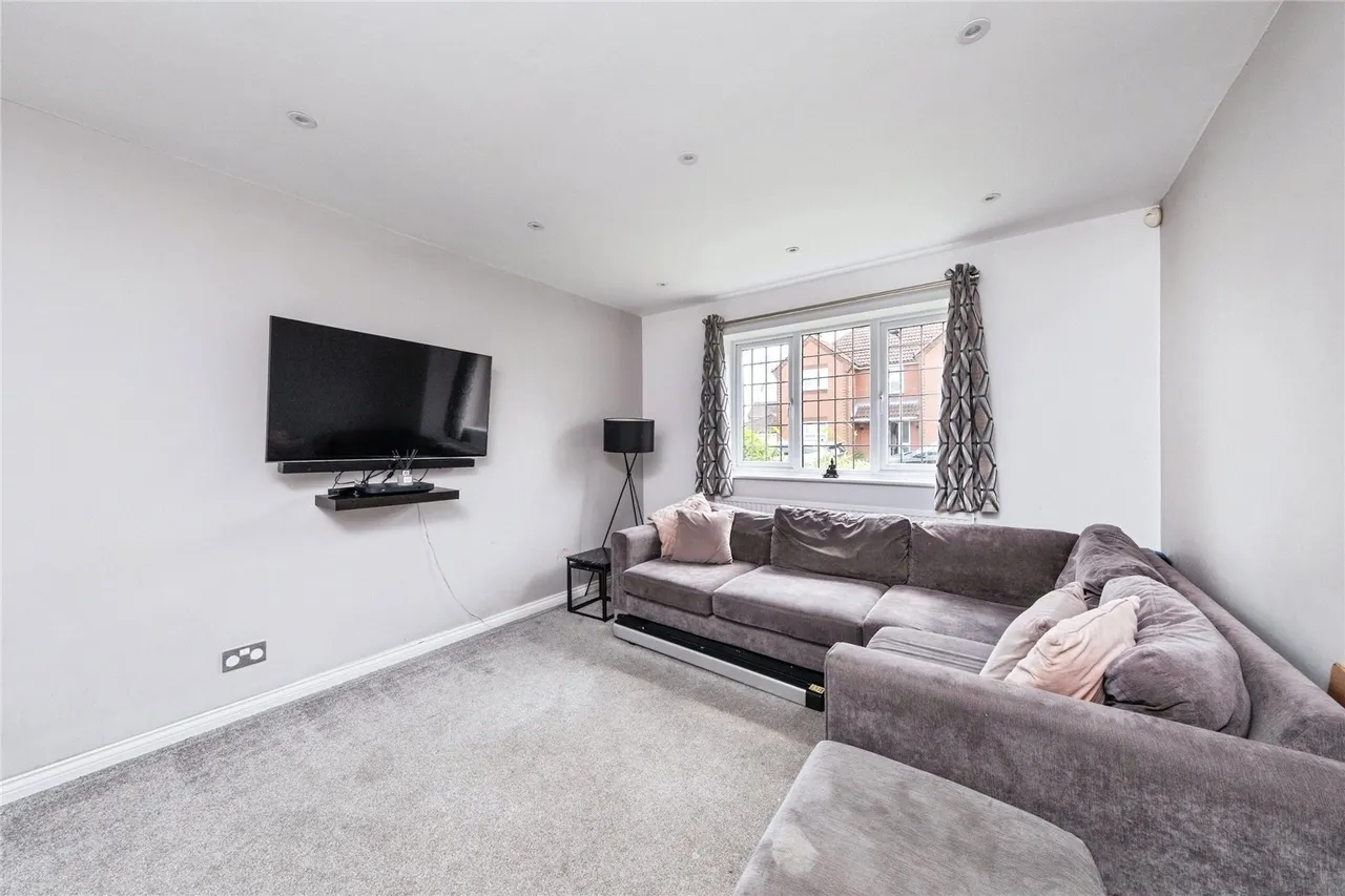 Brett Drive, Bromham, Bedford, Bedfordshire, MK43, photo 3