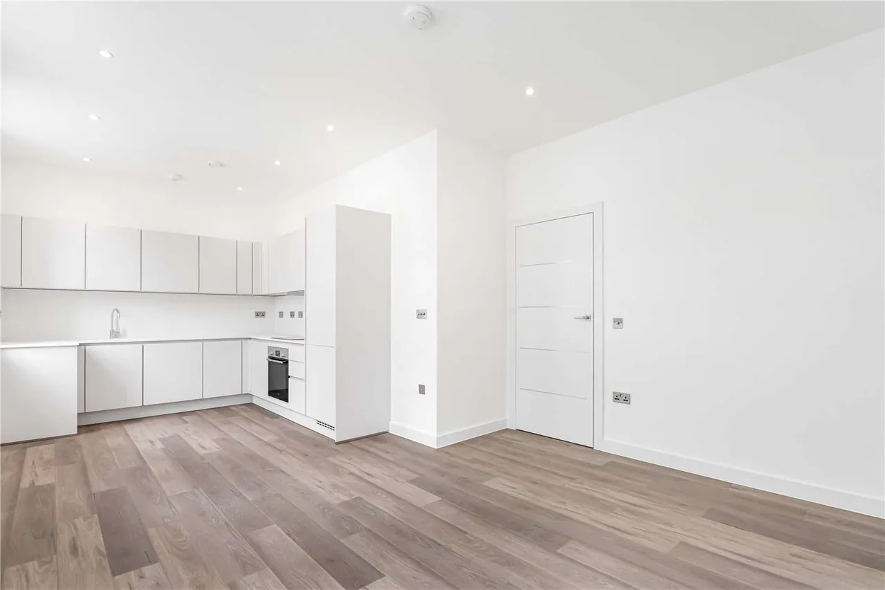 1 bed flat to rent, Mare Street, London, E8