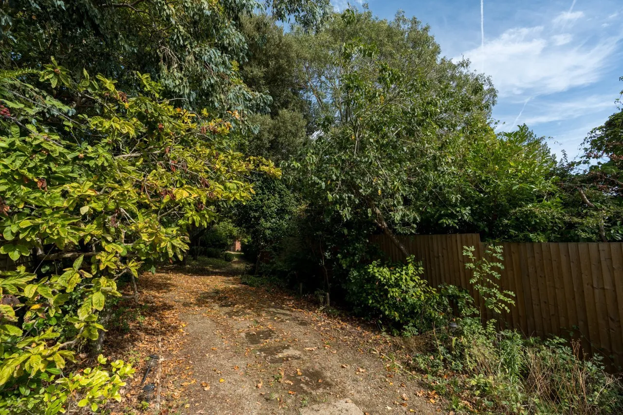 Bourne Road, West Bergholt, CO6, photo 26