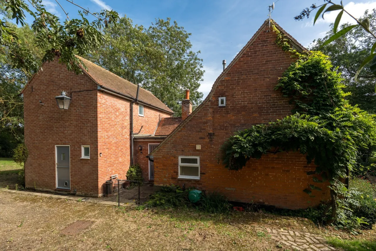 Bourne Road, West Bergholt, CO6, photo 34